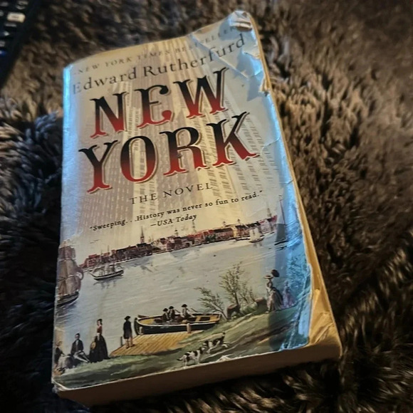 Newyork The Novel by Edward Rutherfurd Hardcover - Picture 4 of 8